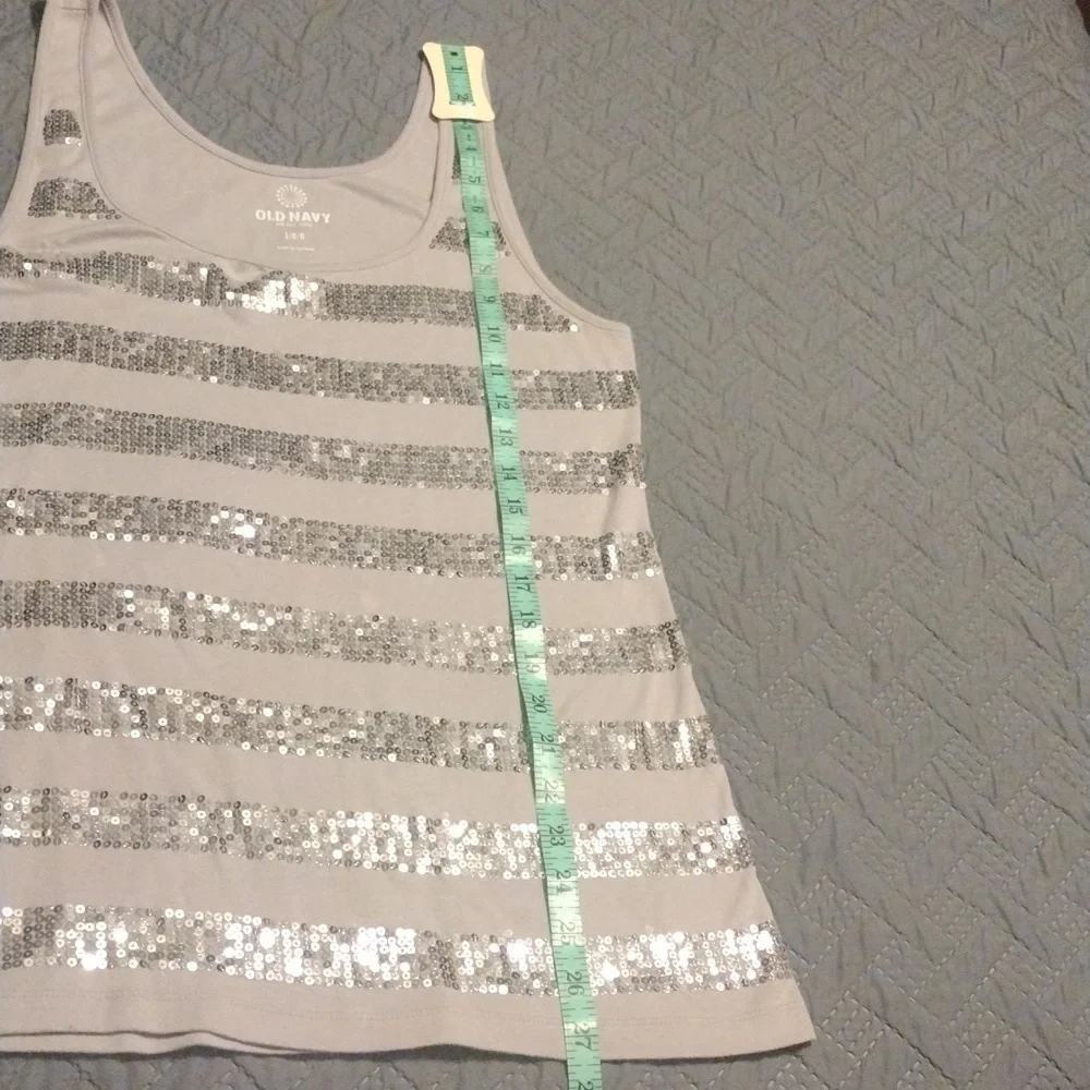 Old Navy White and Silver Sequin Tank - Picture 8 of 11